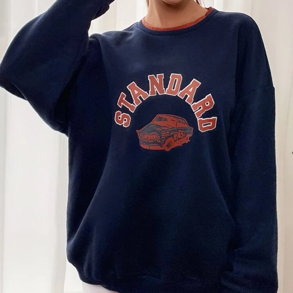 Shein Graphic Oversized Sweatshirt - Picture 2 of 4